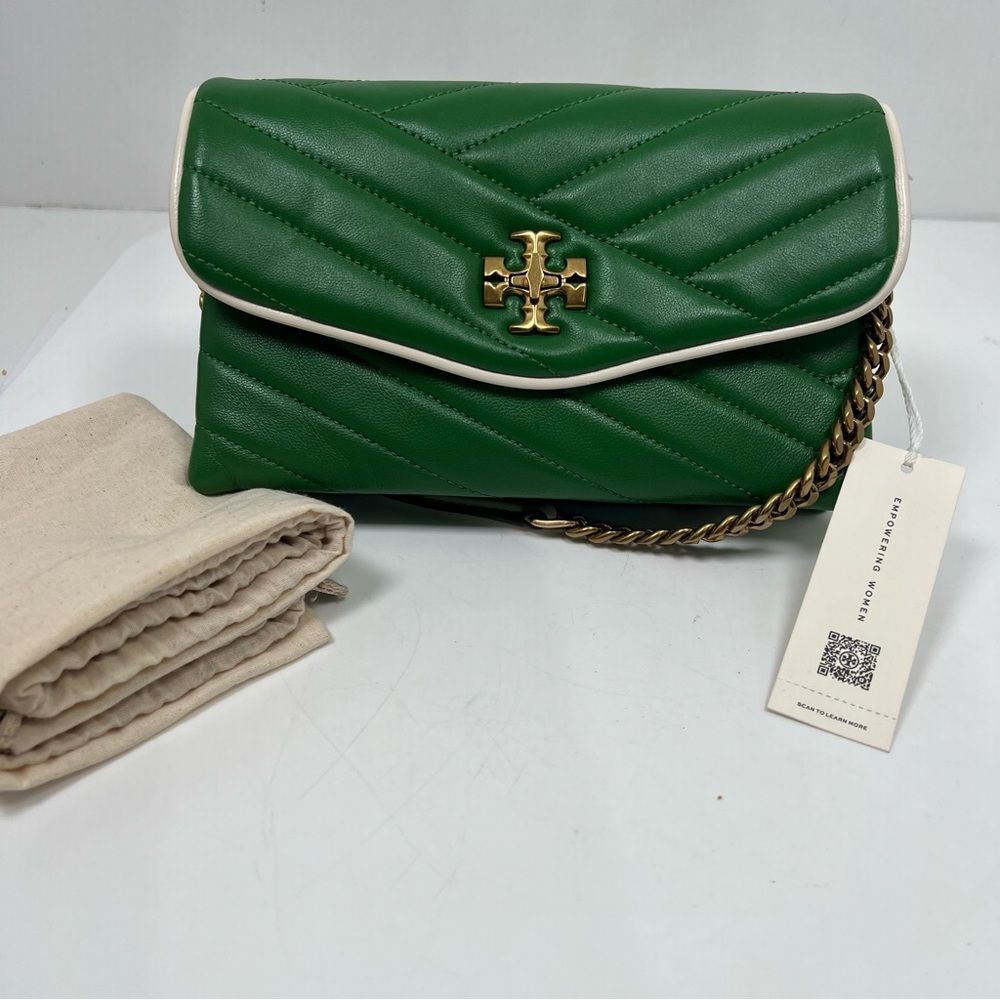 Tory Burch Kira Chevron Pop Edge Chain Wallet Basil
